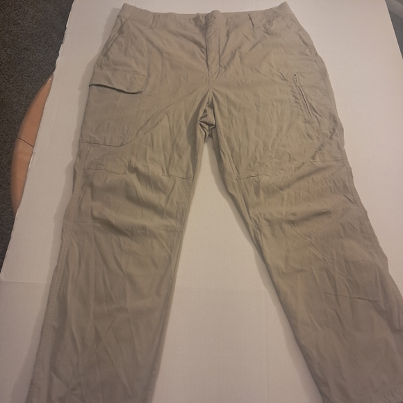 Athleta Trekkie Utility Cargo Pant Sz 18 - Picture 1 of 12